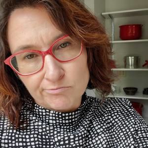 Meet your Posher, Sara